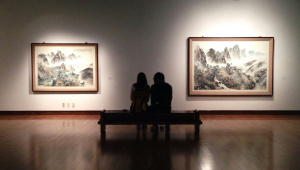 Why art galleries are becoming the best new dating spots