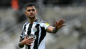 AFP__20260418__A8AF9U3__v1__HighRes__FblEngPrNewcastleBournemouth.jpg