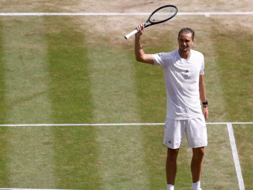 Ruthless Zverev.jpg