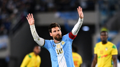 2026-10-07T015724Z_738002386_UP1EMA70552R9_RTRMADP_3_SOCCER-FRIENDLY-ARG-BEN.JPG