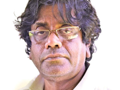 dr-mubarak-ahmad-khan_0.jpg