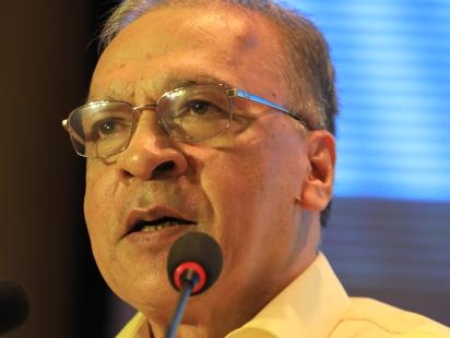 dr.-iftekharuzzaman.jpg