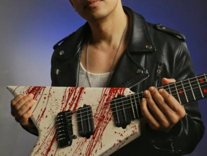 guitarist_oni_hasan.jpg