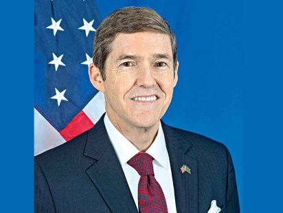 earl-r-miller.jpg