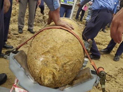 bomb-3.jpg