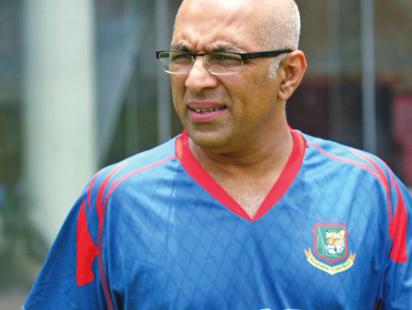 Bangladesh team coach Chanidka Hathurusingha 