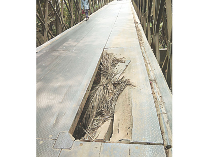 crumbling_bridges_2.jpg