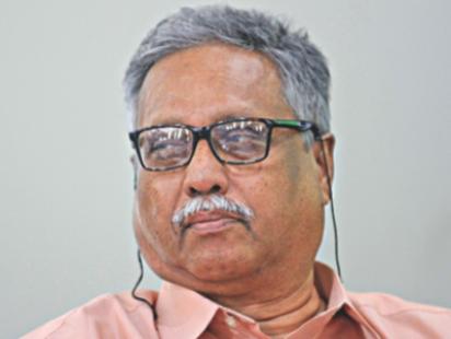 dr._ainun_nishat.jpg