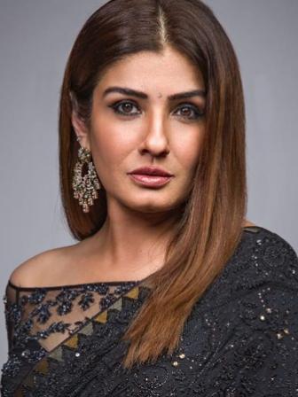 Mob attacks actress Raveena Tandon outside her home