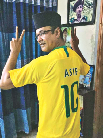 Asif Akbar