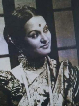 azmeri-wb.jpg