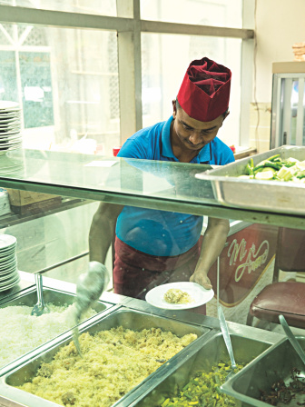 lunch2_0.jpg