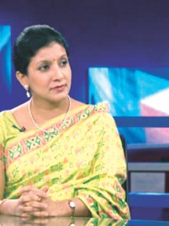 Nazneen Ahmed.jpg