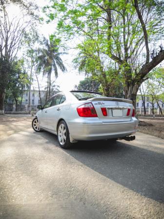 TOYOTA PREMIO5.jpg