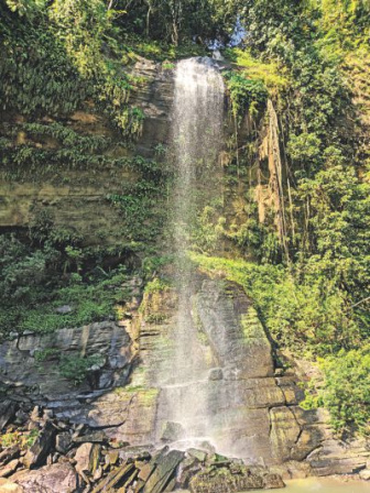waterfall_4.jpg