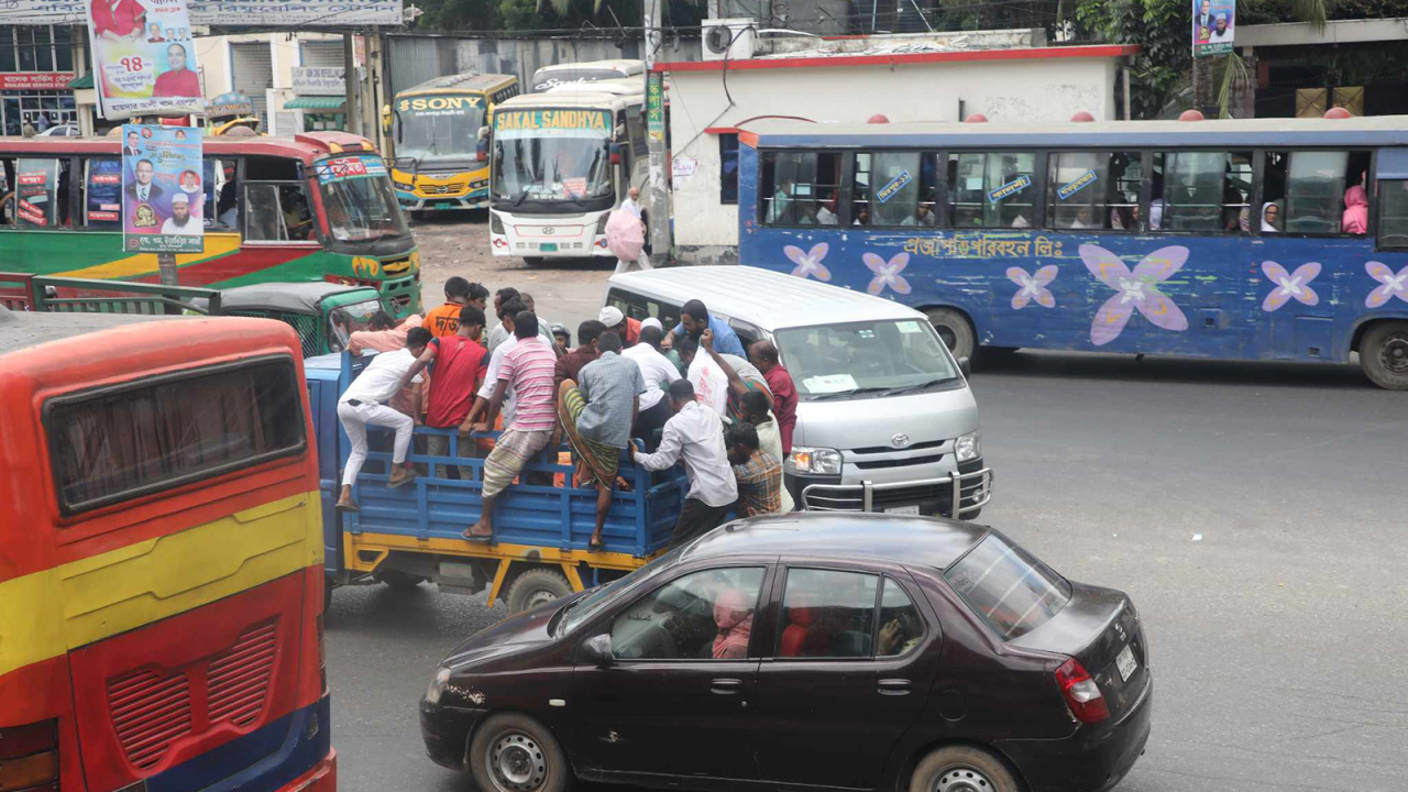 lack_of_public_transport_3.jpg